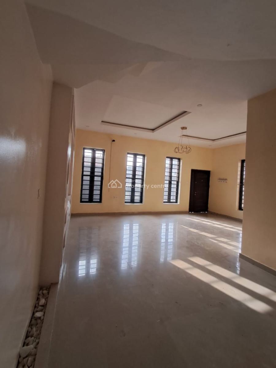 Fully Serviced 4-bedroom Semi-detached Duplex with Bq and Gatehouse, Orchid Road, Lekki, Lagos, Semi-detached Duplex for Rent