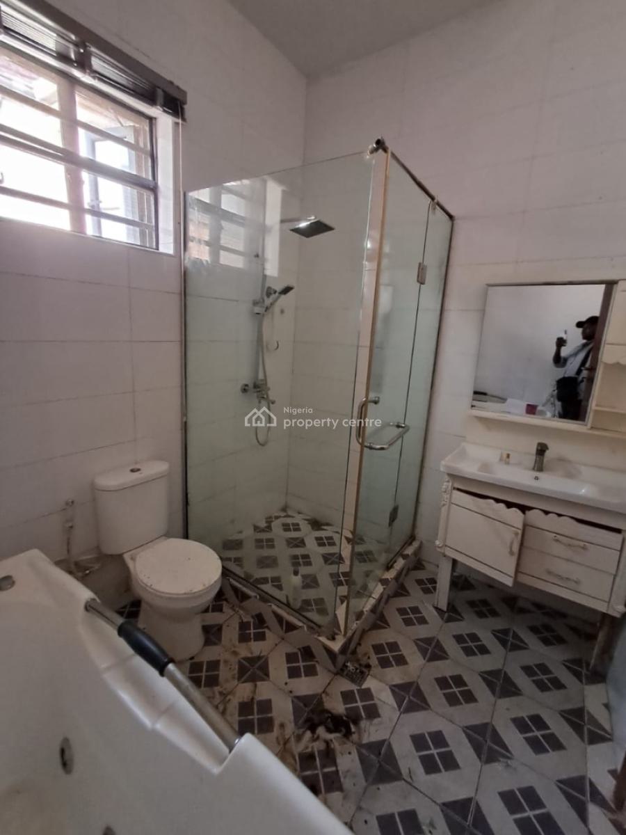 Fully Serviced 4-bedroom Semi-detached Duplex with Bq and Gatehouse, Orchid Road, Lekki, Lagos, Semi-detached Duplex for Rent