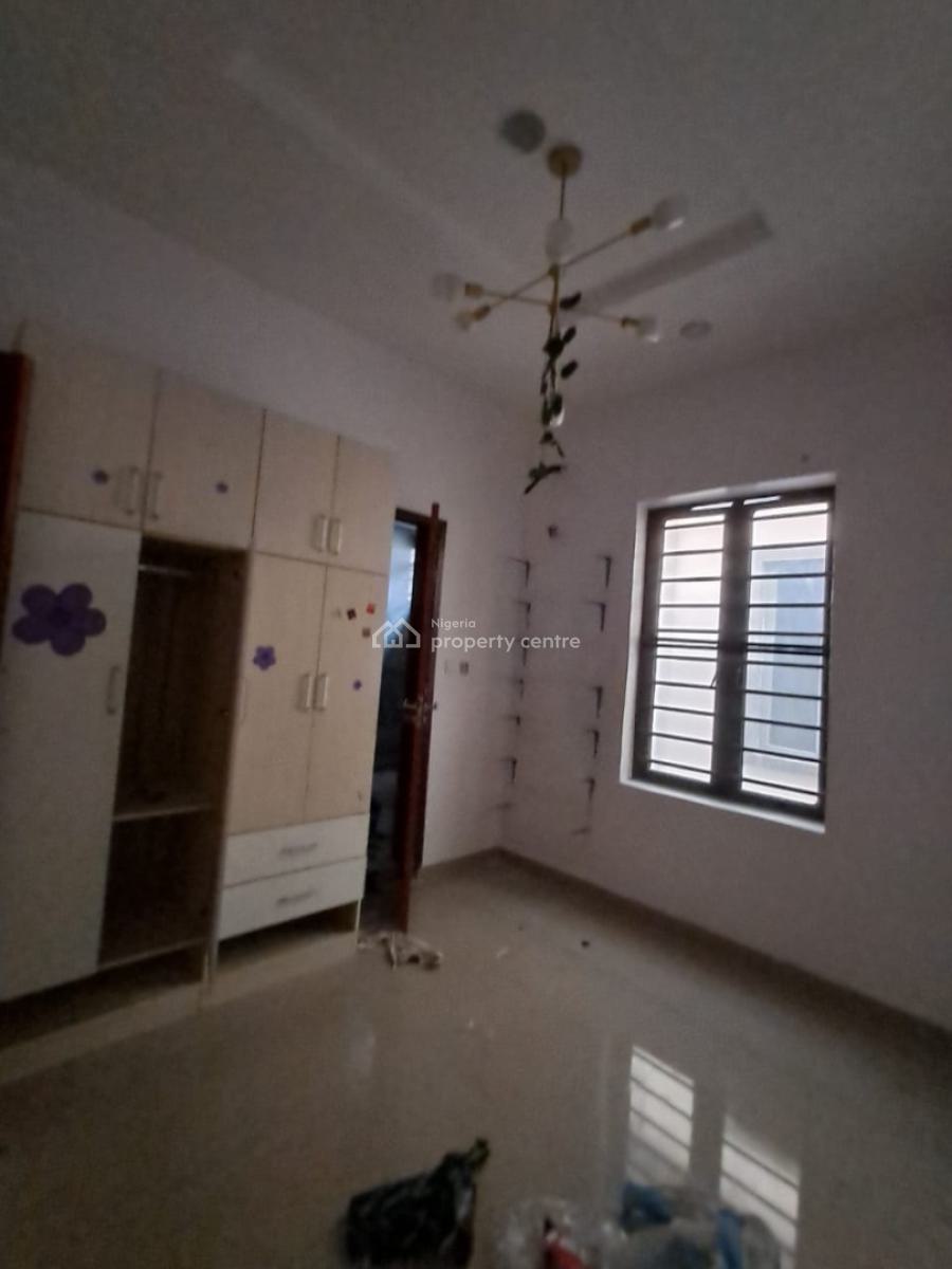 Fully Serviced 4-bedroom Semi-detached Duplex with Bq and Gatehouse, Orchid Road, Lekki, Lagos, Semi-detached Duplex for Rent