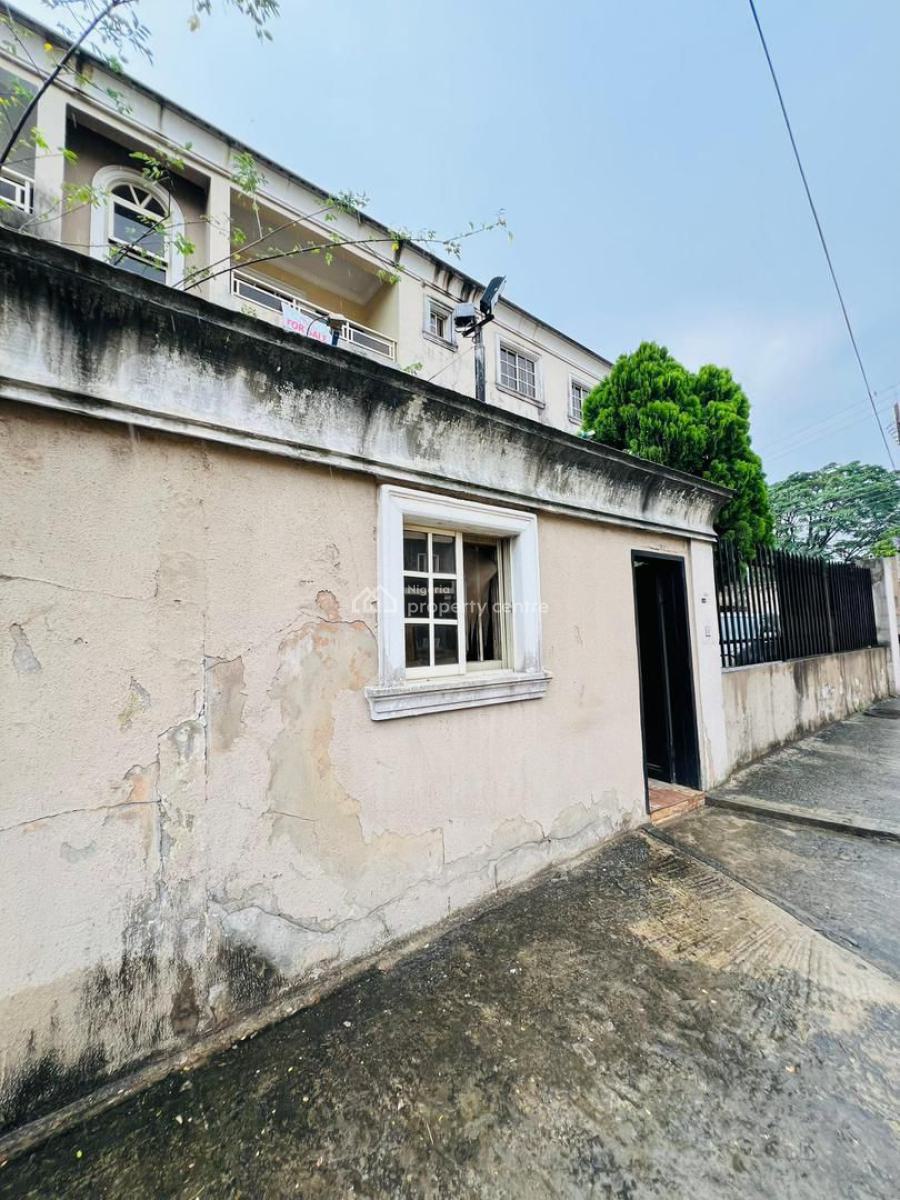 3 Bedroom Apartment  in a Gated and Secured Location(secondary Sal, Adeniyi Jones, Ikeja, Lagos, Flat / Apartment for Sale