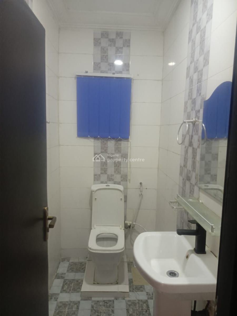 3 Bedroom Apartment in Dideolu Estate Victoria Island. 16m Servi, Dideolu Estate Victoria Island., Victoria Island (vi), Lagos, Flat / Apartment for Rent