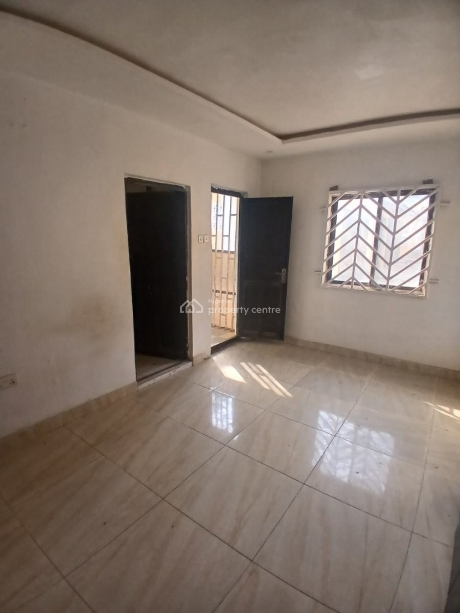 One Bedroom with 2 Toilets Bq Position, Gwarinpa, Abuja, Detached Bungalow for Rent