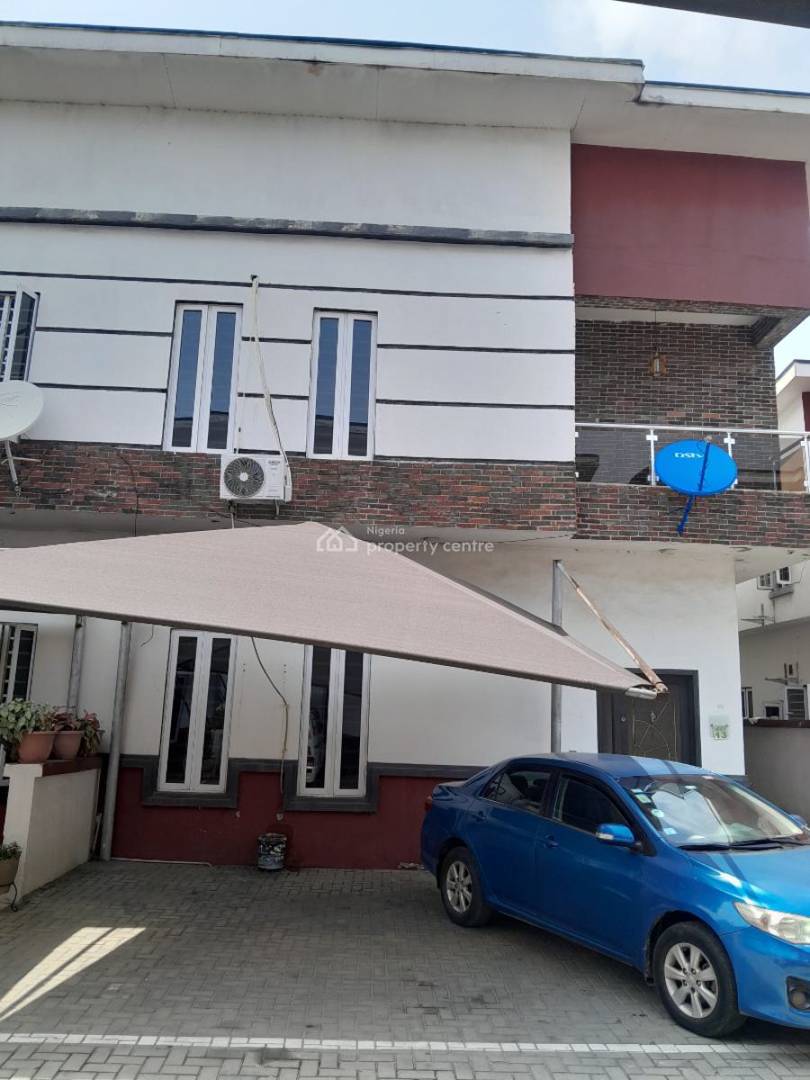 4 Bedroom Terrace House with Bq, Van Daniels Estate, Lekki, Lagos, Terraced Duplex for Sale