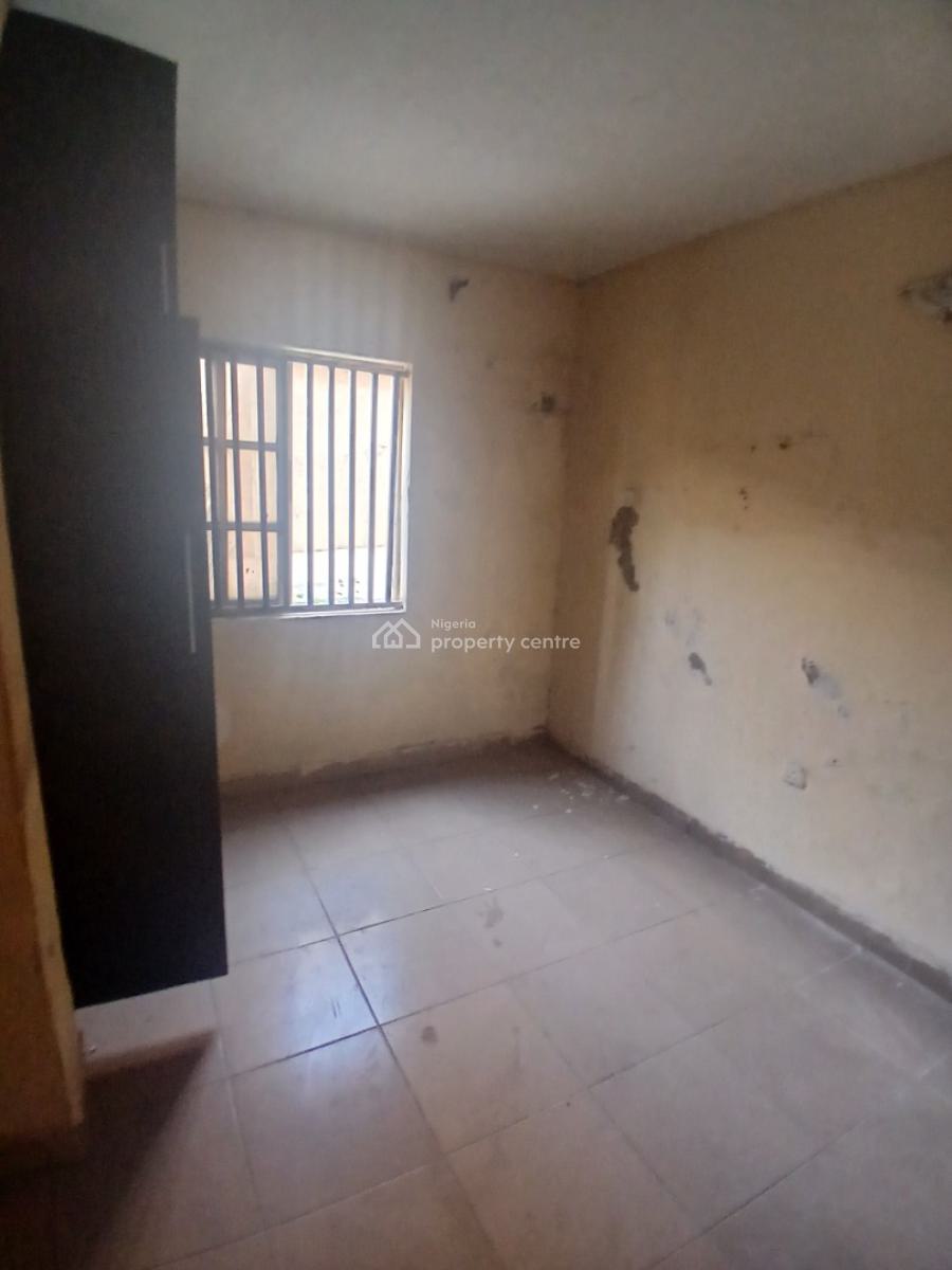 2 Bedroom Flat on Ground Floor with 3 Toilets, Gwarinpa, Abuja, Flat / Apartment for Rent