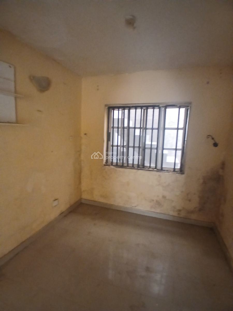 2 Bedroom Flat on Ground Floor with 3 Toilets, Gwarinpa, Abuja, Flat / Apartment for Rent