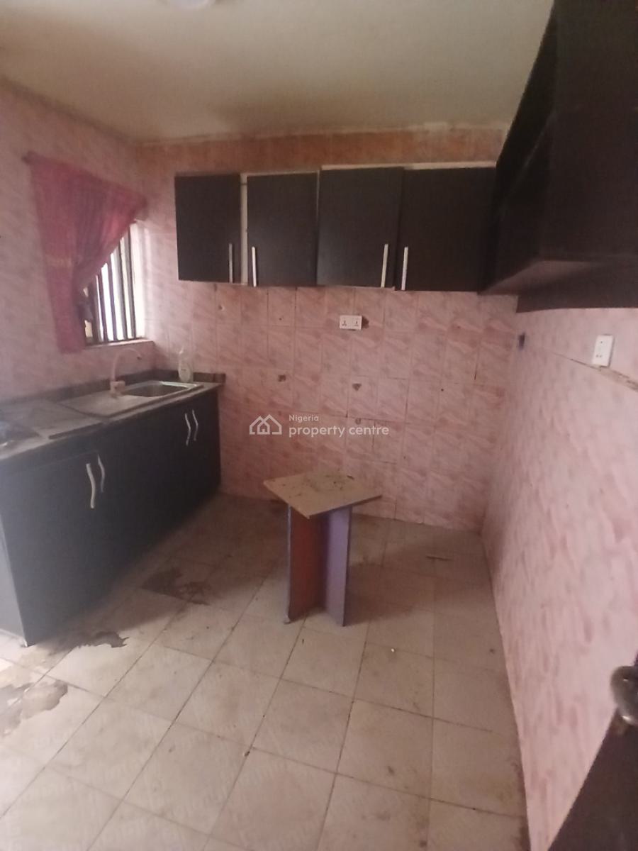 2 Bedroom Flat on Ground Floor with 3 Toilets, Gwarinpa, Abuja, Flat / Apartment for Rent