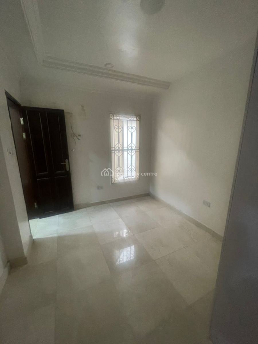 1 Bedroom Apartment, Lekki Phase 1, Lekki, Lagos, Flat / Apartment for Rent