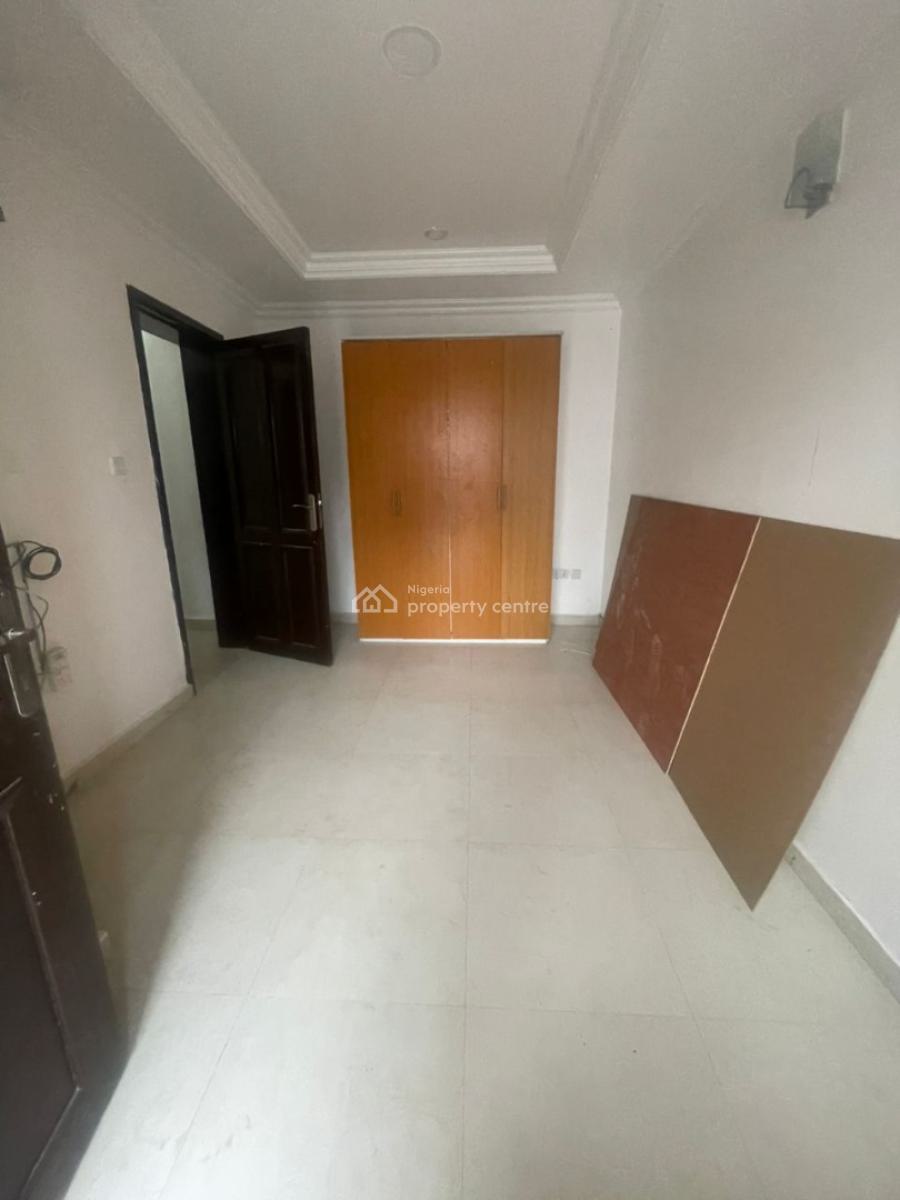 1 Bedroom Apartment, Lekki Phase 1, Lekki, Lagos, Flat / Apartment for Rent