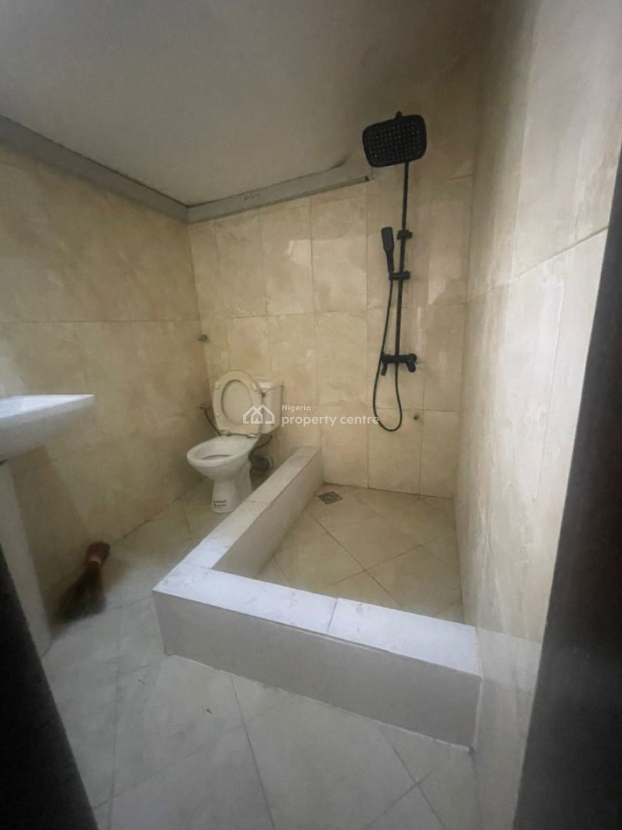 1 Bedroom Apartment, Lekki Phase 1, Lekki, Lagos, Flat / Apartment for Rent