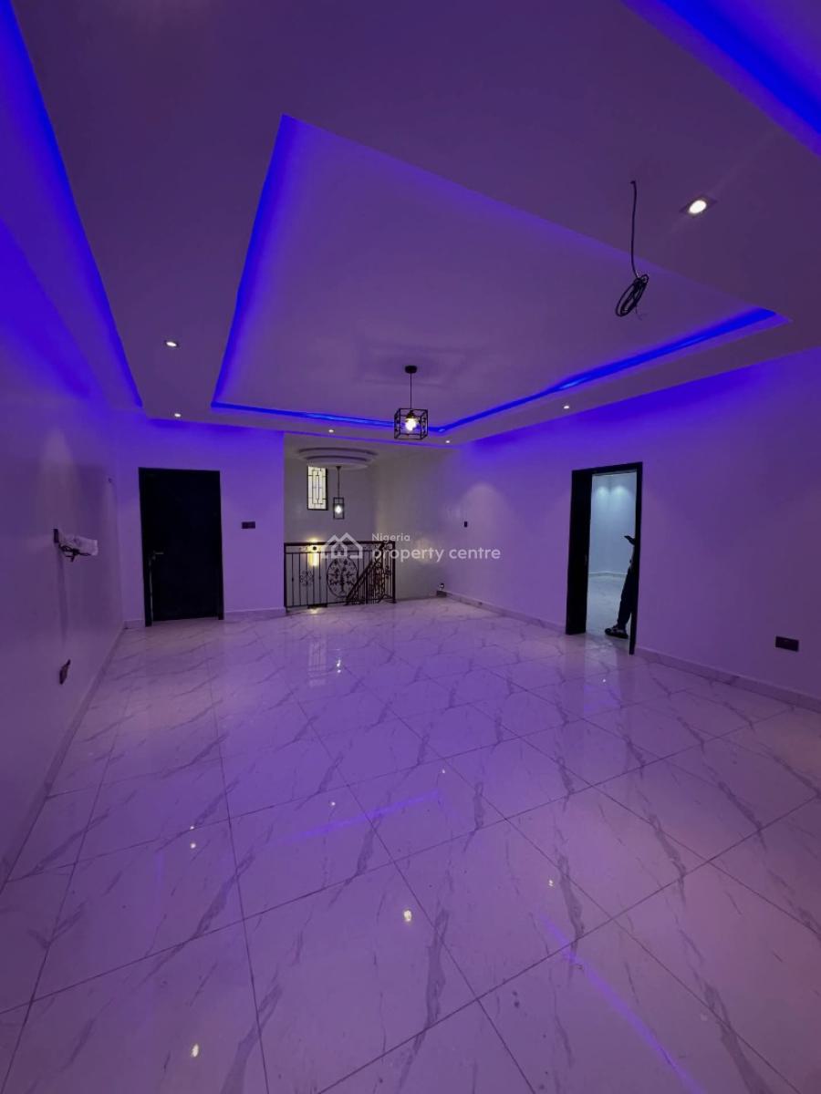 5 Bedroom Semi-detached Duplex, Guzape District, Abuja, Semi-detached Duplex for Rent