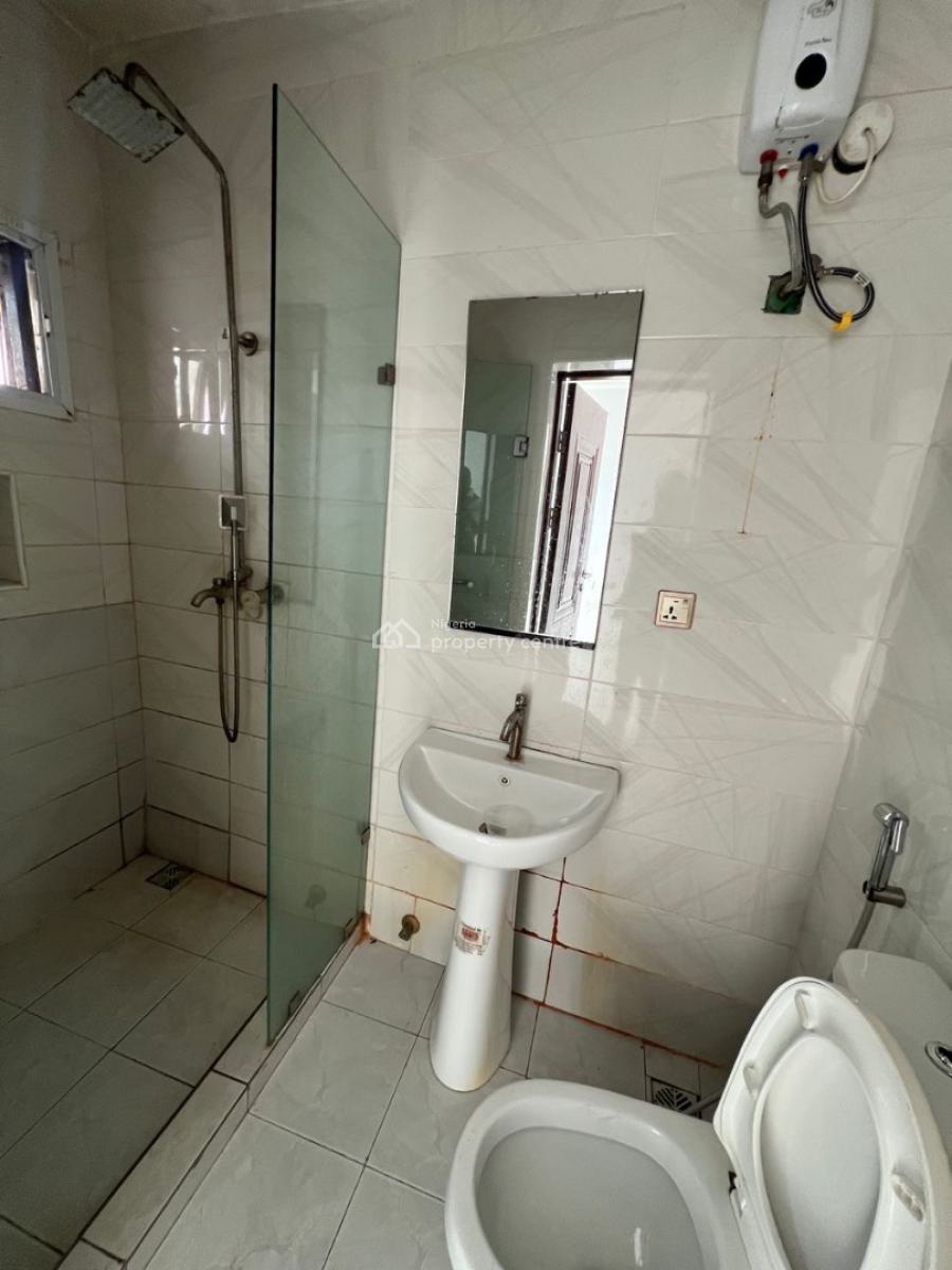Fully Serviced Luxury 2bedrooms Apartment Upstairs in an Access Code E, Ikate, Lekki, Lagos, Flat / Apartment for Rent