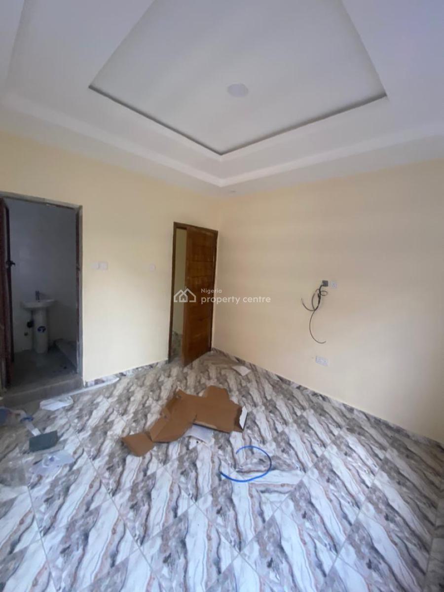 Newly Built 2 Bedroom Apartment with Close Proximity to to Coastal Roa, Okun-ajah, Ajah, Lagos, Flat / Apartment for Rent