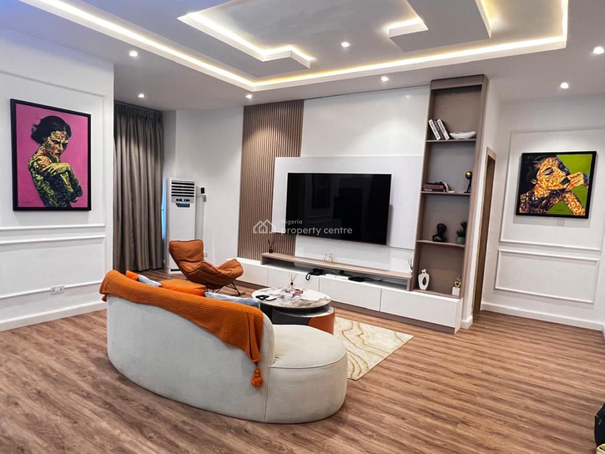 Luxury 1 Bedroom Apartment with Rooftop Pool,gym, Elevator, Tokunbo Omisore Street, Lekki Phase 1, Lekki, Lagos, Flat / Apartment Short Let