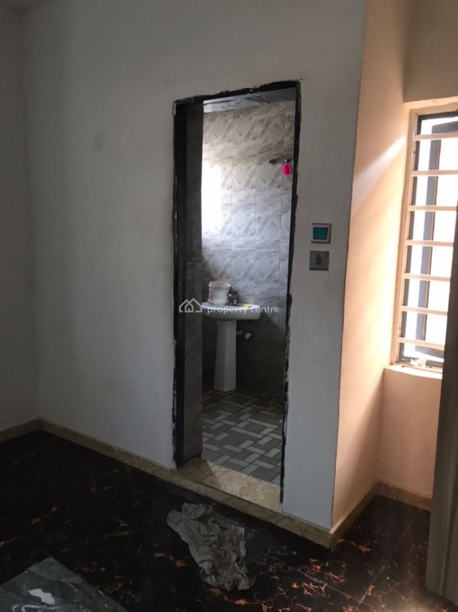 Well Maintained 2 Bedroom Miniflat Apartment, Sangotedo, Ajah, Lagos, Flat / Apartment for Rent