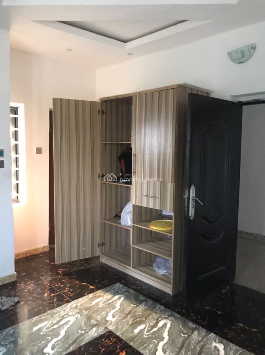 Well Maintained 2 Bedroom Miniflat Apartment, Sangotedo, Ajah, Lagos, Flat / Apartment for Rent