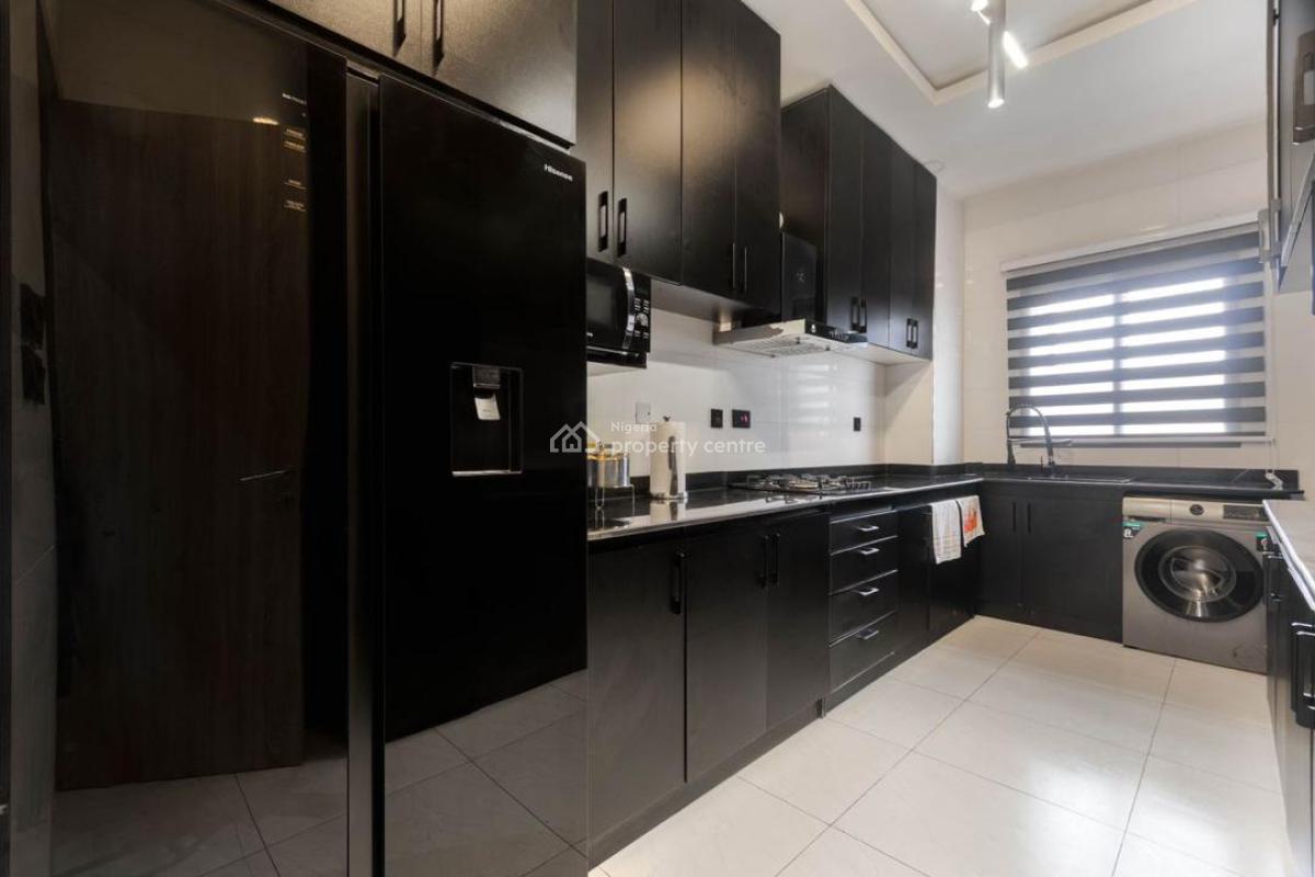 Luxury 2 Bedroom Apartment with Parking Space, Housekeeping, Snooker, Off Admiralty Way, Lekki Phase 1, Lekki, Lagos, Flat / Apartment Short Let