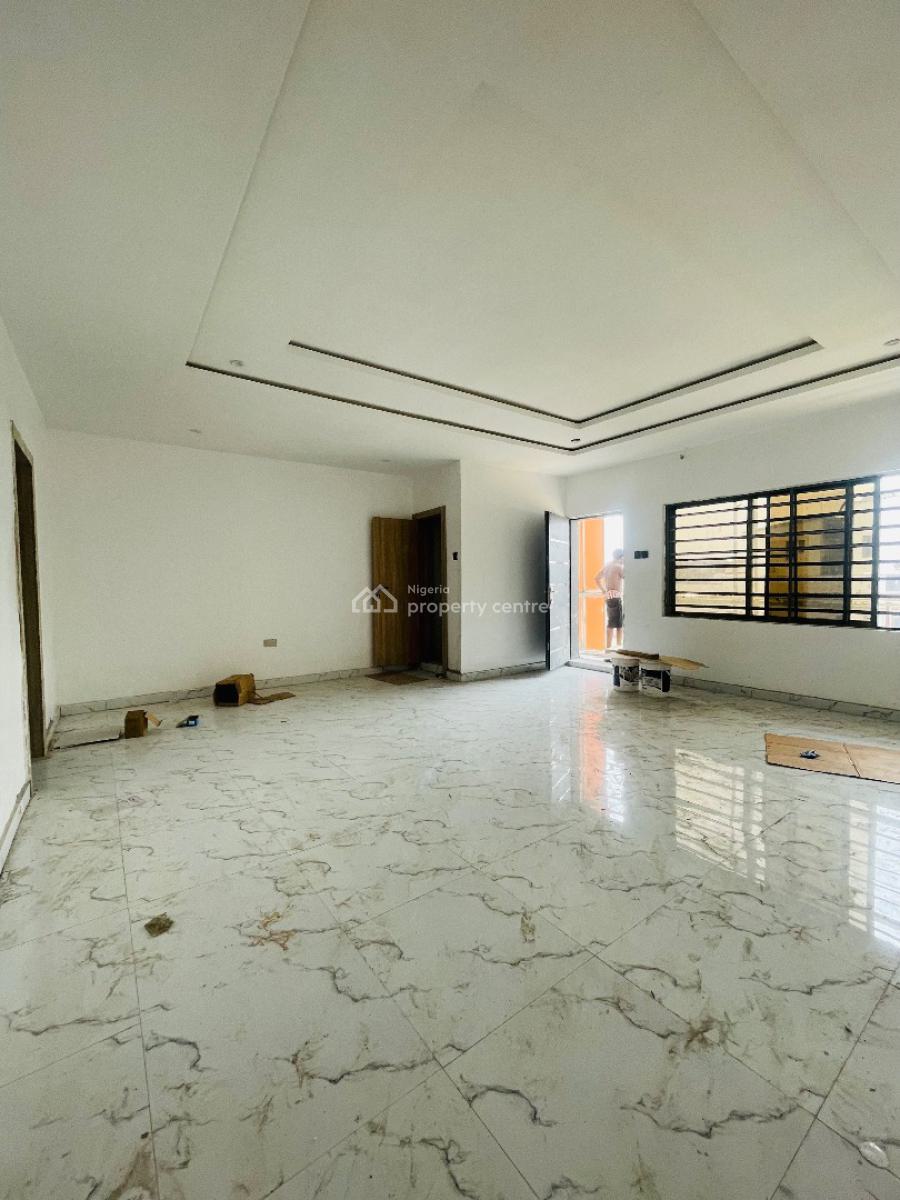 Luxury 3 Bedroom Apartment with Elevator, Ologolo, Lekki, Lagos, Flat / Apartment for Rent