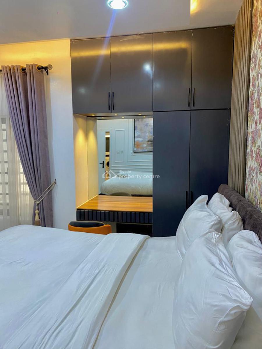 Luxury 1 Bedroom Apartment with Daily Housekeeping, Comfortable Stay, Secure Environment, Victoria Island (vi), Lagos, Flat / Apartment Short Let