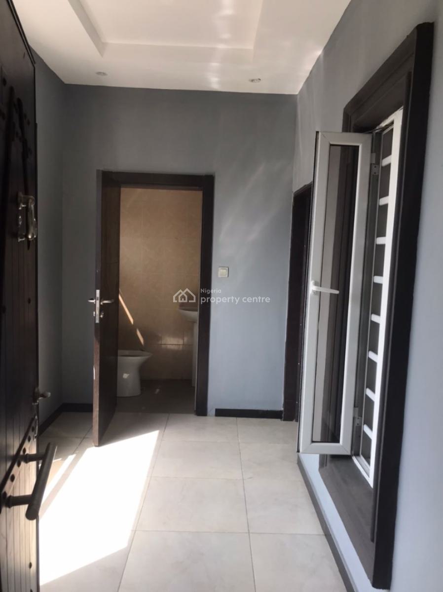 New and Spacious Built 3 Bedrooms All Rooms En-suite, Ajah, Sangotedo, Ajah, Lagos, Flat / Apartment for Rent