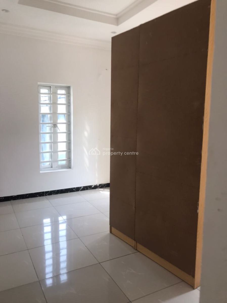 New and Spacious Built 3 Bedrooms All Rooms En-suite, Ajah, Sangotedo, Ajah, Lagos, Flat / Apartment for Rent