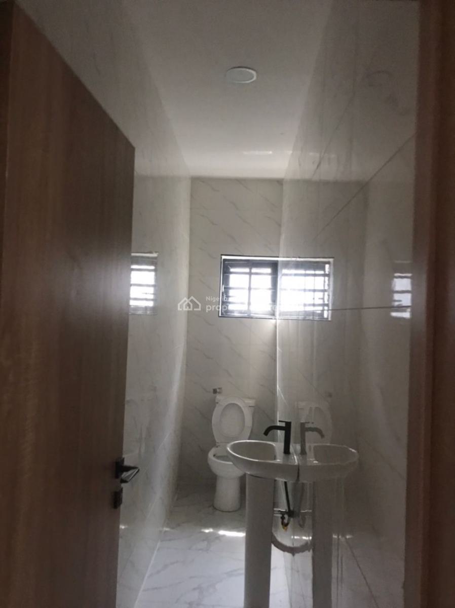 New and Spacious 3 Bedrooms Apartment, Sangotedo, Ajah, Lagos, Flat / Apartment for Rent