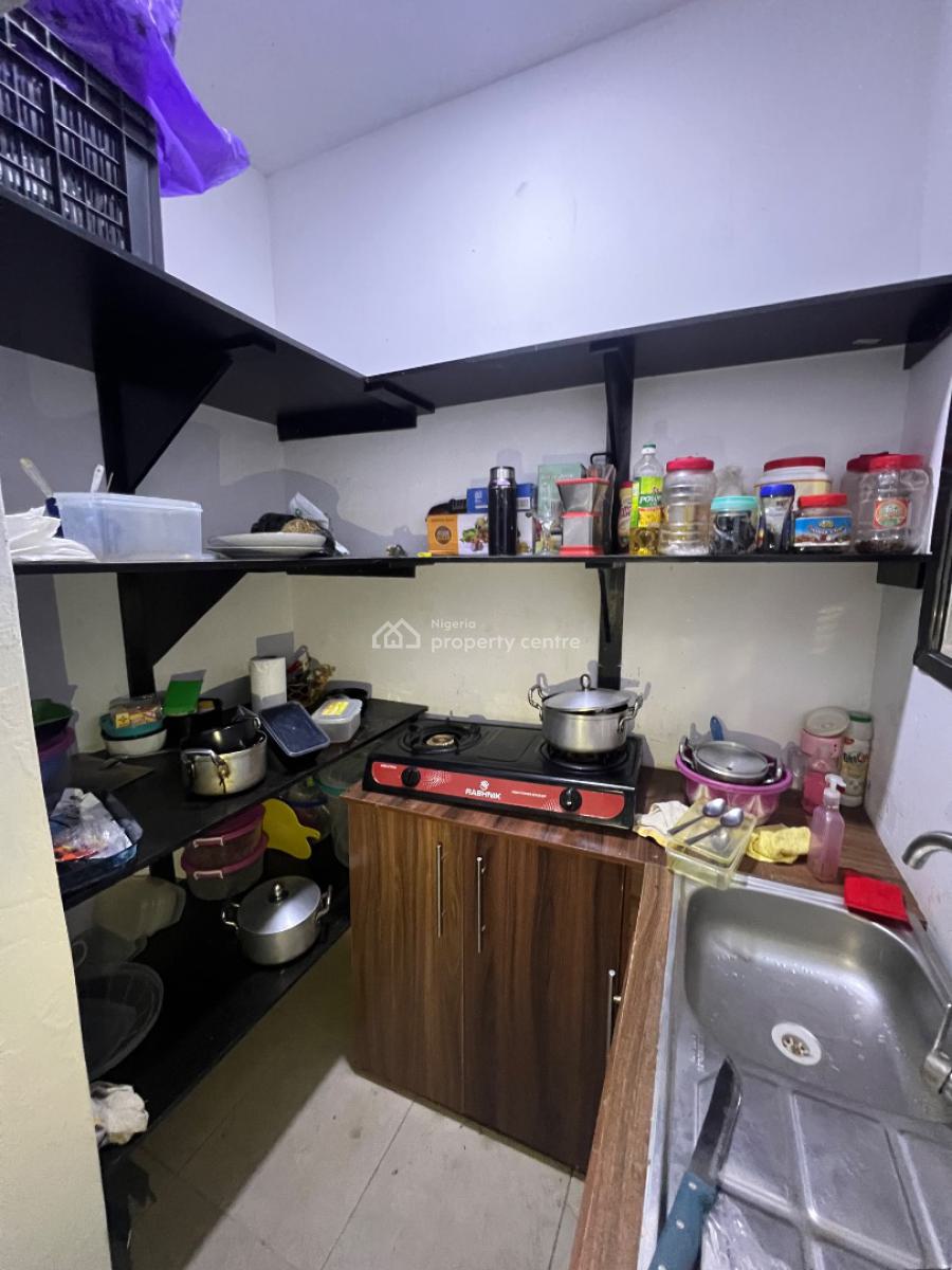 Standard Studio Apartment with Private Kitchen and 24/7 Electricity, Ikate Elegushi, Lekki, Lagos, Self Contain (single Rooms) for Rent