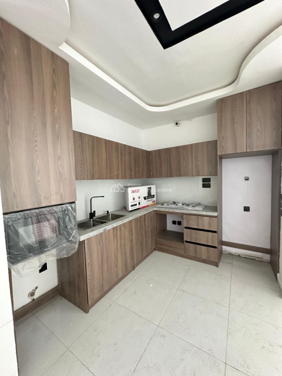 Exquisite 2 Bedroom Apartment with a Gym and Swimming Pool, Ikate, Ikate Elegushi, Lekki, Lagos, Block of Flats for Sale