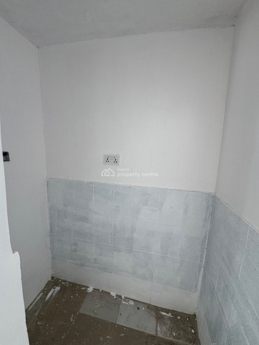 Self Contain, Off Admiralty Way, Lekki Phase 1, Lekki, Lagos, Self Contain (single Rooms) for Rent
