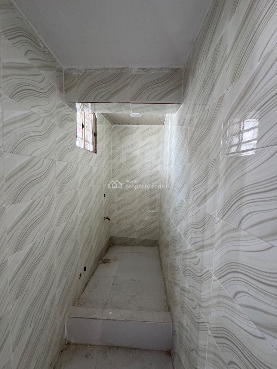 Self Contain, Off Admiralty Way, Lekki Phase 1, Lekki, Lagos, Self Contain (single Rooms) for Rent