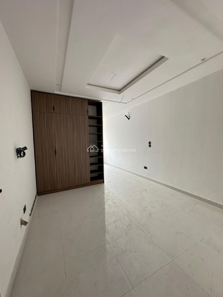 Lovely 3 Bedroom Penthouse with a Bq, Gym and Swimming Pool, Ikate, Lekki, Lagos, Block of Flats for Sale