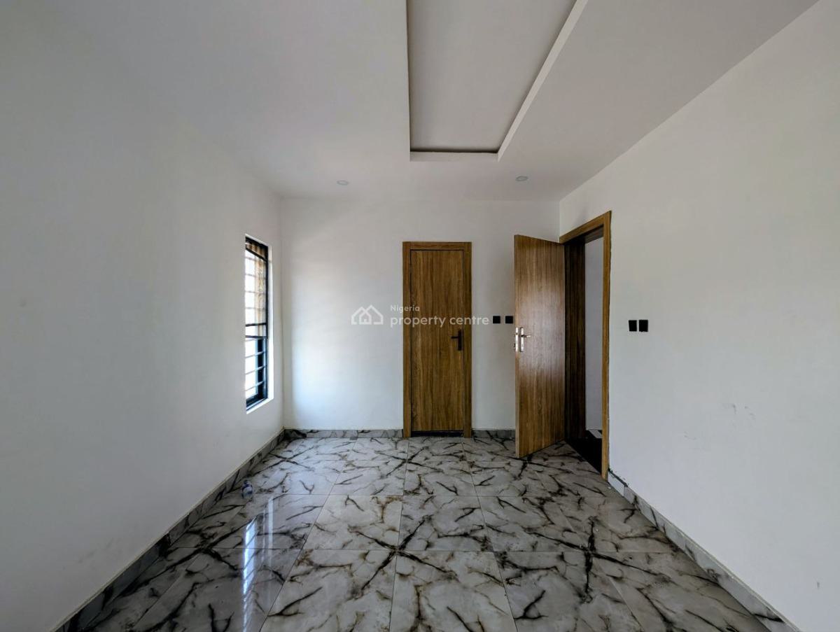 Brand New 2 Bedroom Apartment with Governors Consent, Off Spg Road, Ologolo, Lekki, Lagos, Flat / Apartment for Sale