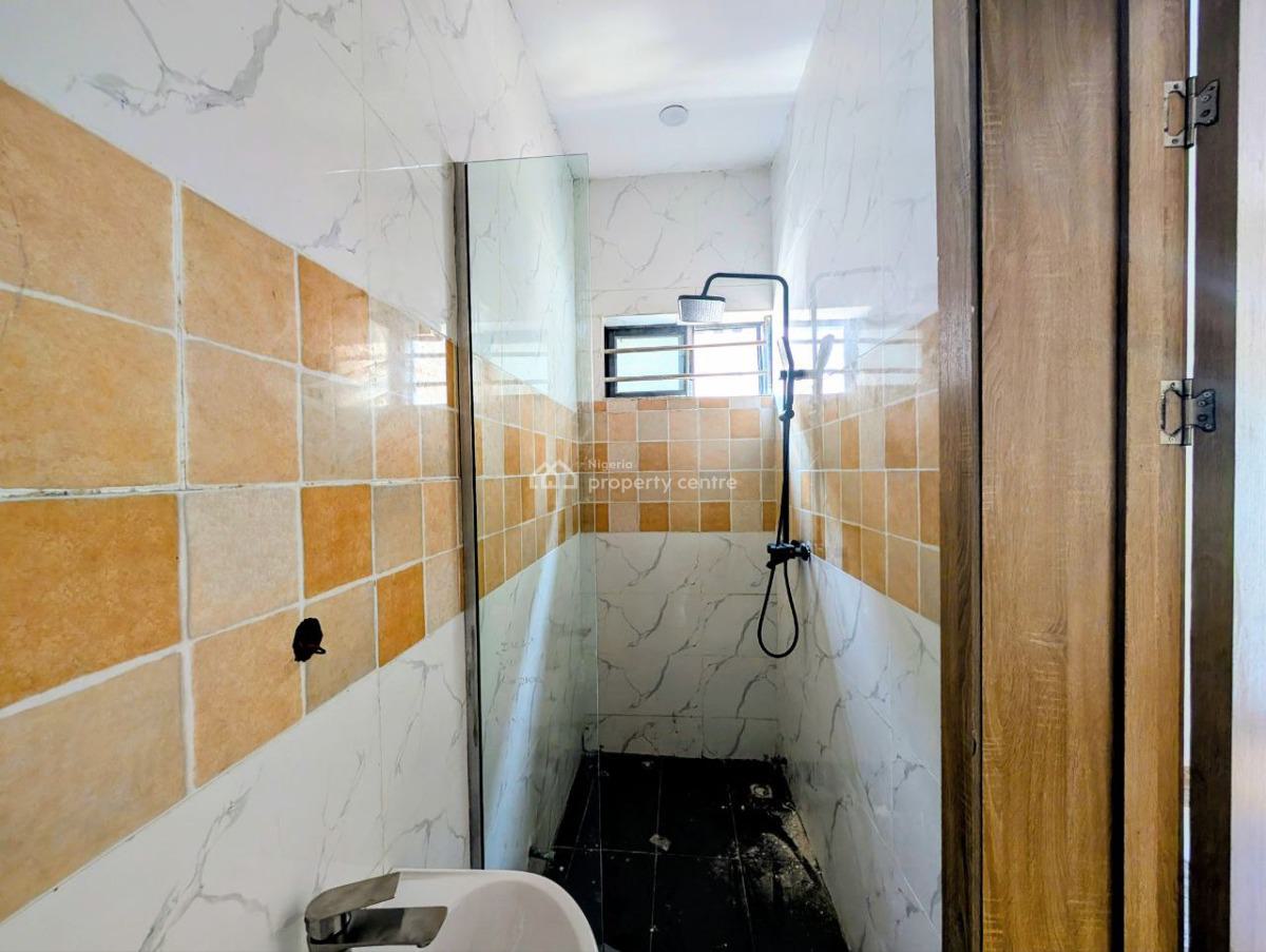 Brand New 2 Bedroom Apartment with Governors Consent, Off Spg Road, Ologolo, Lekki, Lagos, Flat / Apartment for Sale