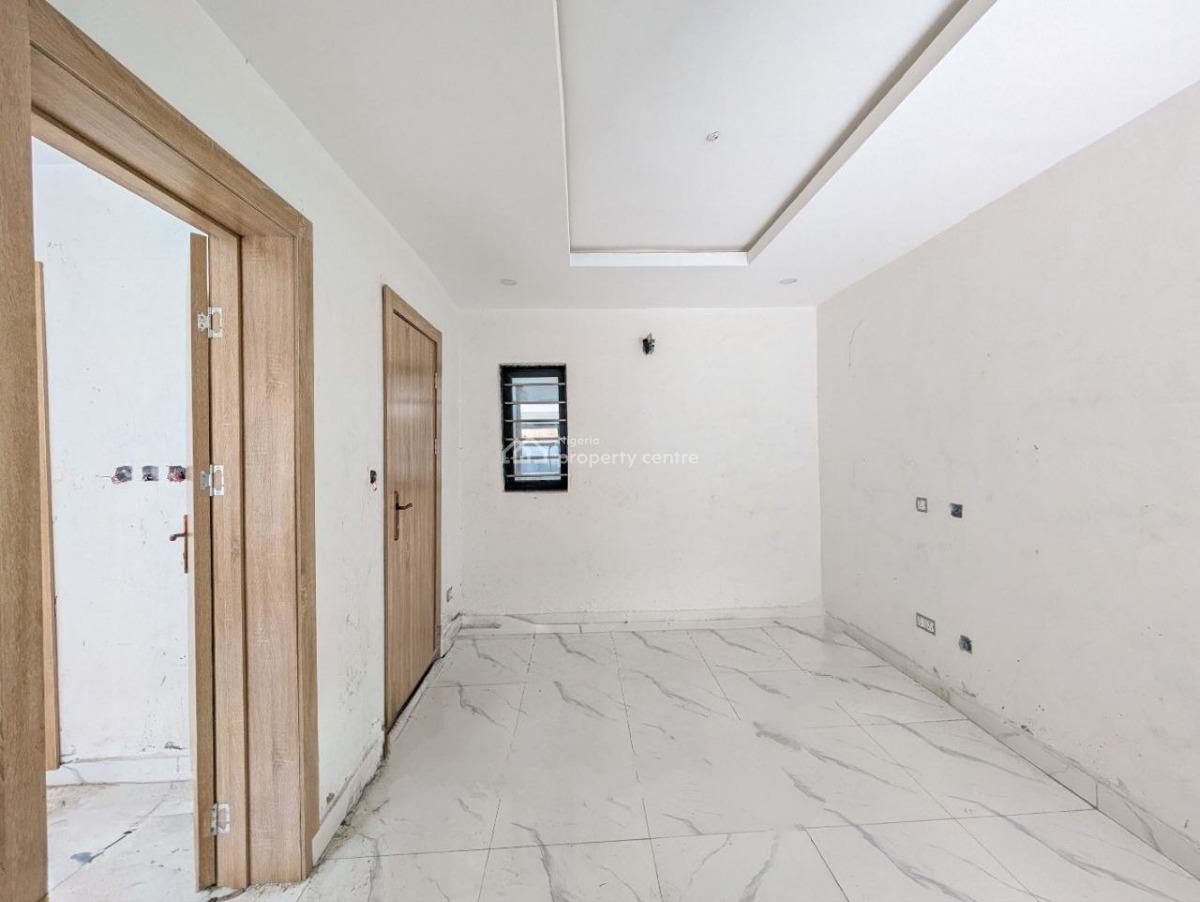 Brand New 1 Bedroom Apartment with Governors Consent, Off Spg Road, Ologolo, Lekki, Lagos, Flat / Apartment for Sale