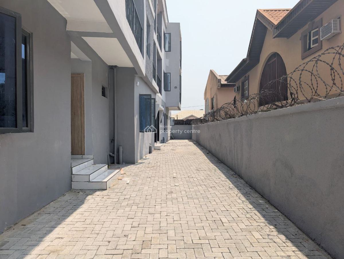 Brand New 1 Bedroom Apartment with Governors Consent, Off Spg Road, Ologolo, Lekki, Lagos, Flat / Apartment for Sale