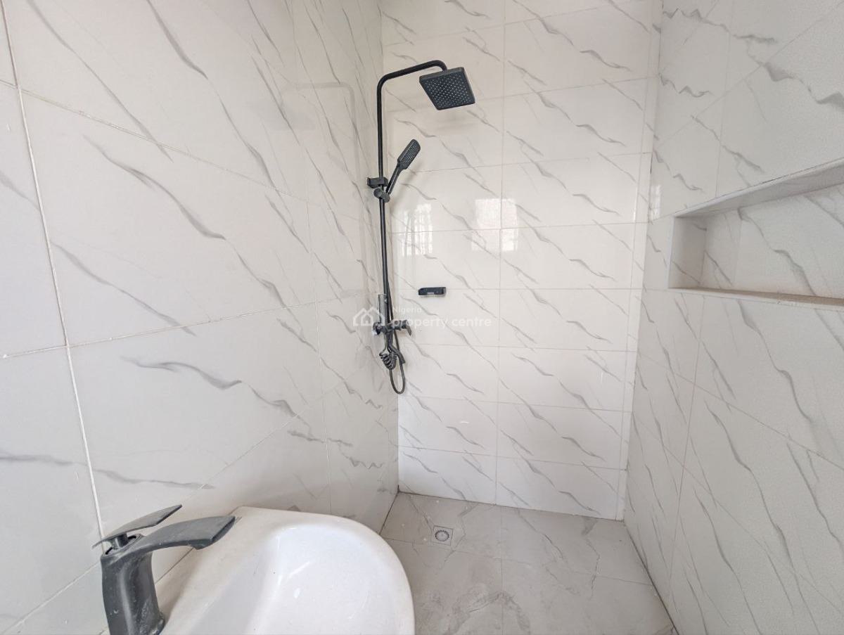 Uncommonly Spacious 2 Bedroom Apartment with Gov. Consent, Off Baale Road, Igbo Efon, Lekki, Lagos, Flat / Apartment for Sale