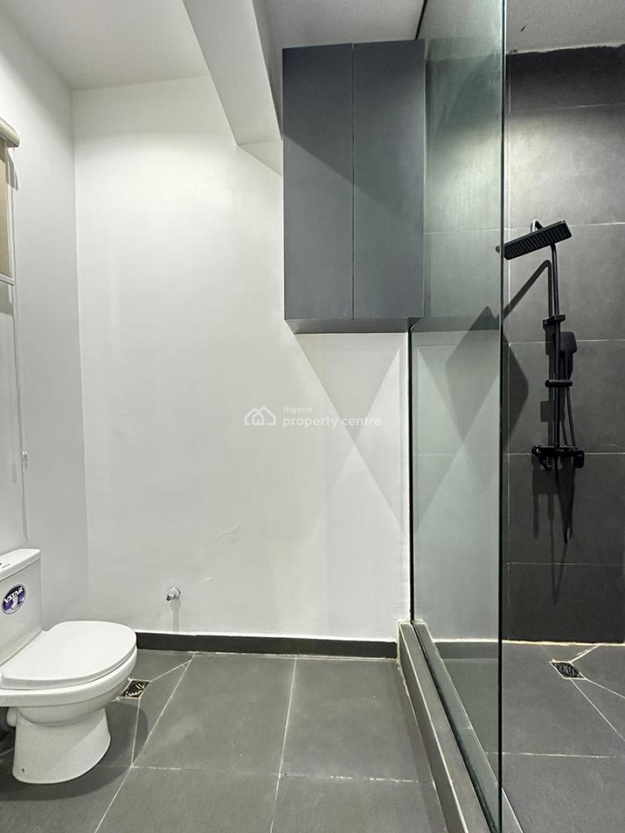 Outstanding 2 Bedroom Apartment with Elevator and Swimming Pool, Ikate, Lekki, Lagos, Block of Flats for Sale