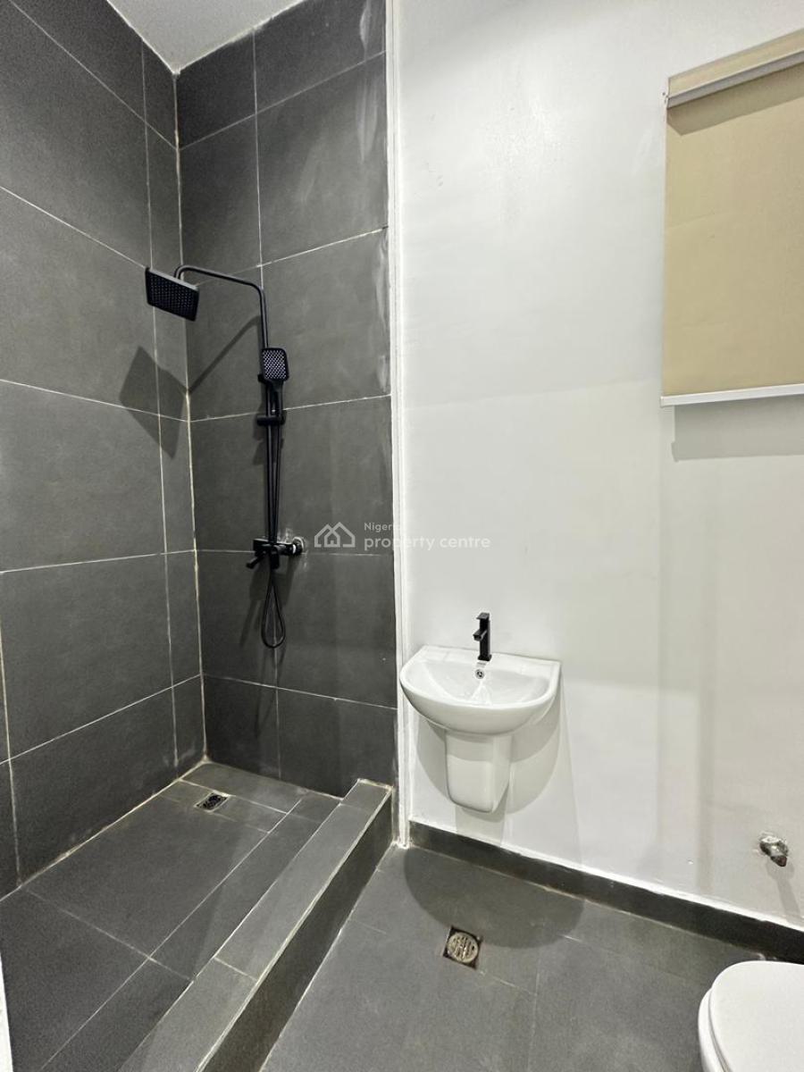 Outstanding 2 Bedroom Apartment with Elevator and Swimming Pool, Ikate, Lekki, Lagos, Block of Flats for Sale