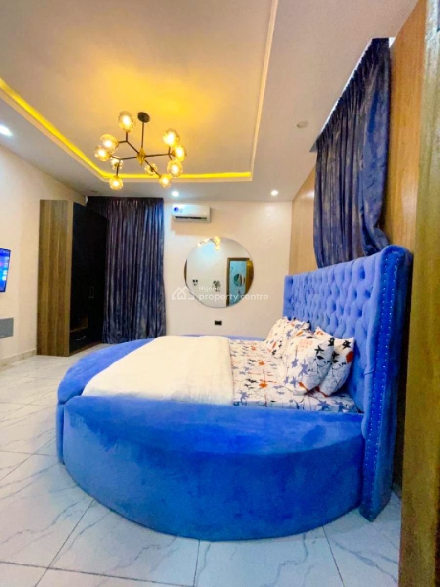 Beautifully Furnished 3-bedroom Penthouse Apartment, Off Admiralty, Lekki Phase 1, Lekki, Lagos, Flat / Apartment for Rent