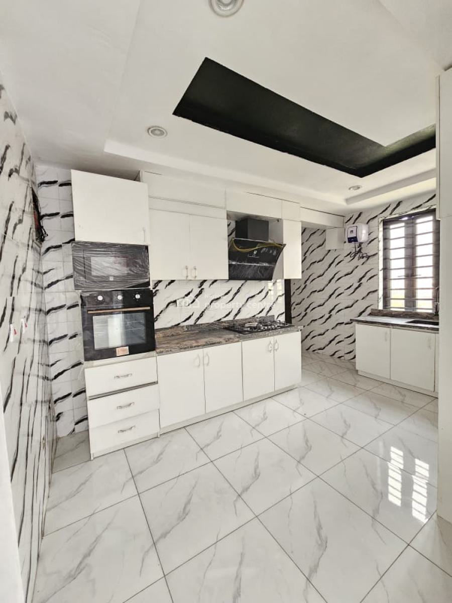 Lovely  2 Bedroom Apartment with Elevator, Ikate, Lekki, Lagos, Block of Flats for Sale