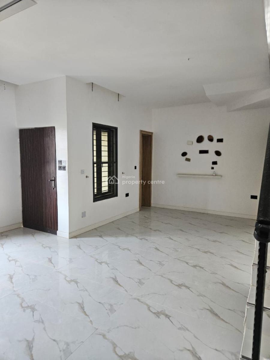 Luxuriously Finished 4-bedroom Terrace Duplex with 1-room Bq, Crown Vista Estate, Lugbe District, Abuja, Terraced Duplex for Sale