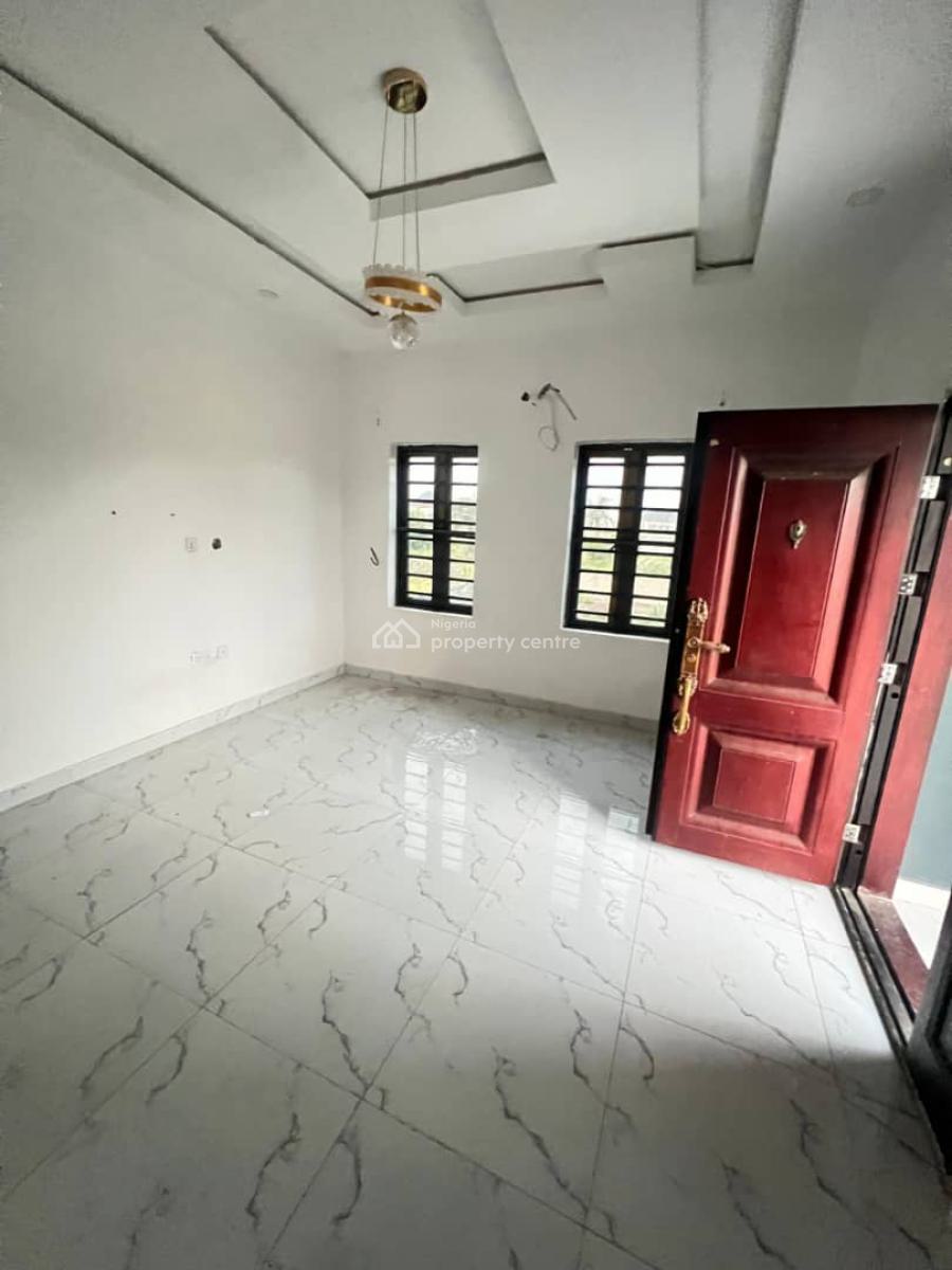 Sweet Mini Flat, Ogombo Road Abraham Adesanya, Ajah, Lagos, Mini Flat (room and Parlour) for Rent