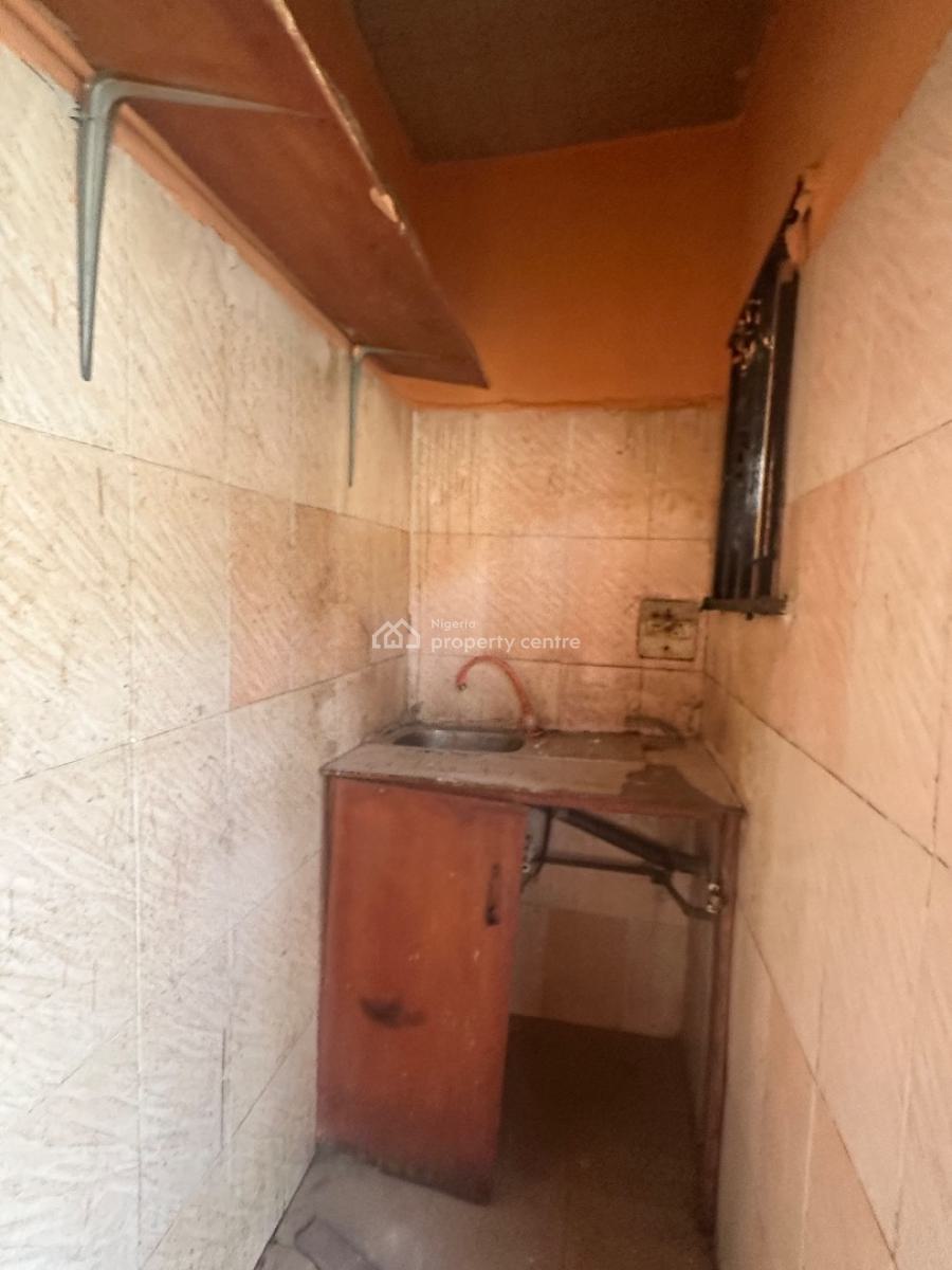 Excellent 1 Bedroom Apartment, By Sahara 4, Lokogoma District, Abuja, Flat / Apartment for Rent