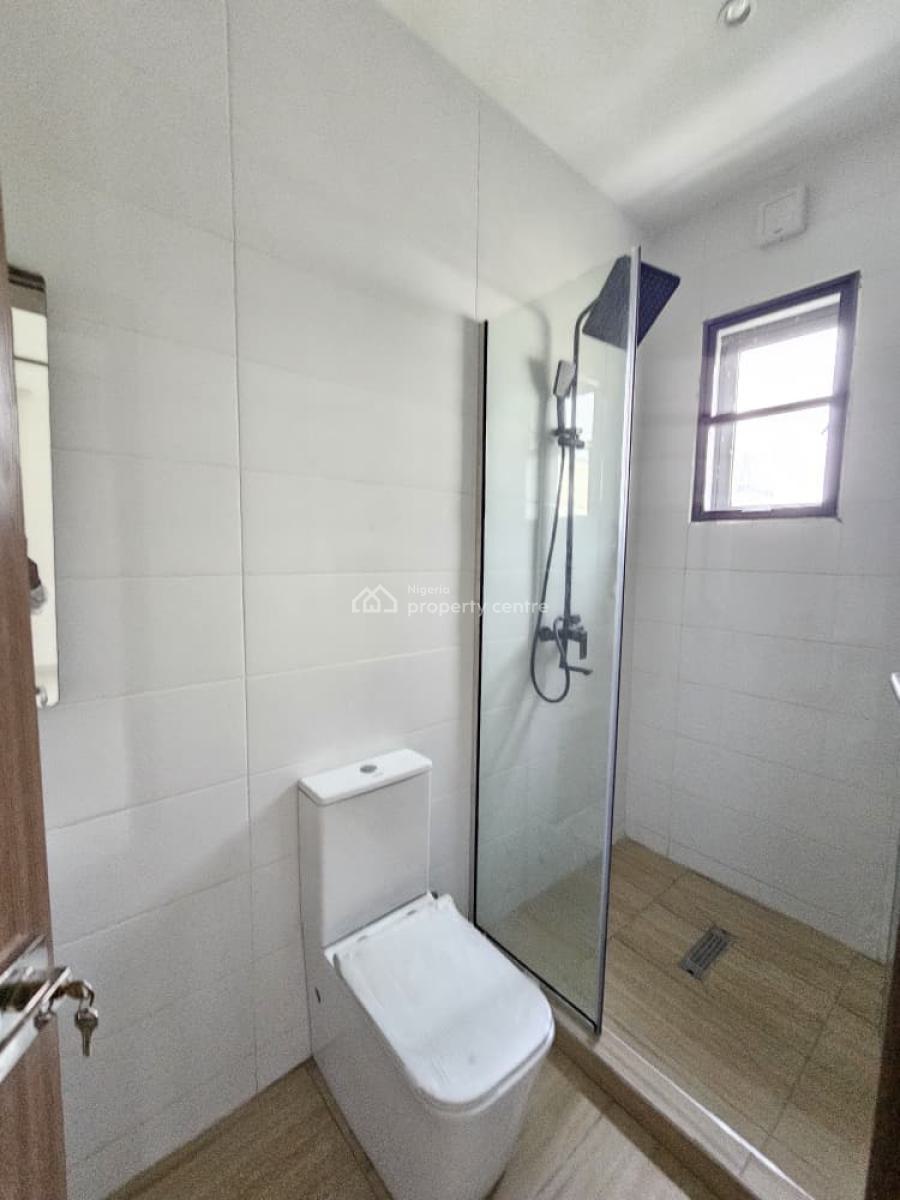 Spacious 2 Bedroom Apartment with a Gym, Ikate, Lekki, Lagos, Block of Flats for Sale