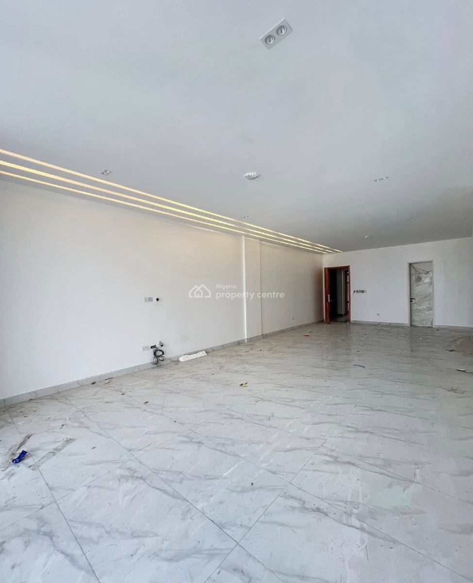 Spacious 2bed Flat, Lekki, Lagos, Flat / Apartment for Sale