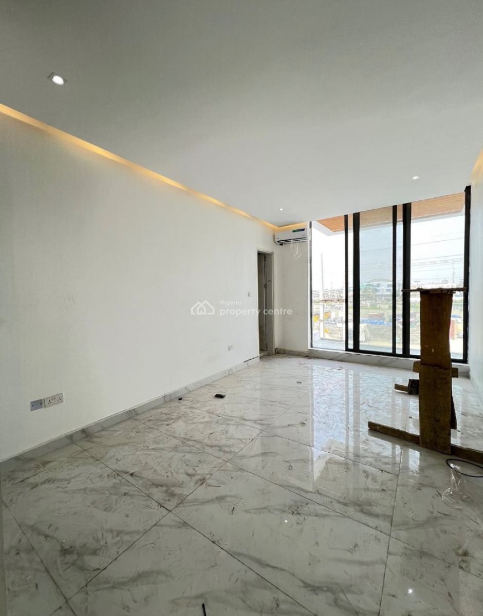 Spacious 2bed Flat, Lekki, Lagos, Flat / Apartment for Sale