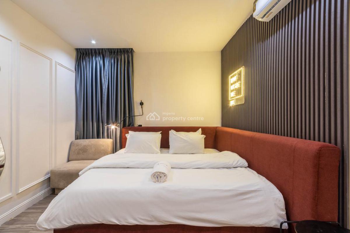 1 Luxury Bedroom Apartment, Serene Estate, Lekki Phase 1, Lekki, Lagos, Flat / Apartment Short Let