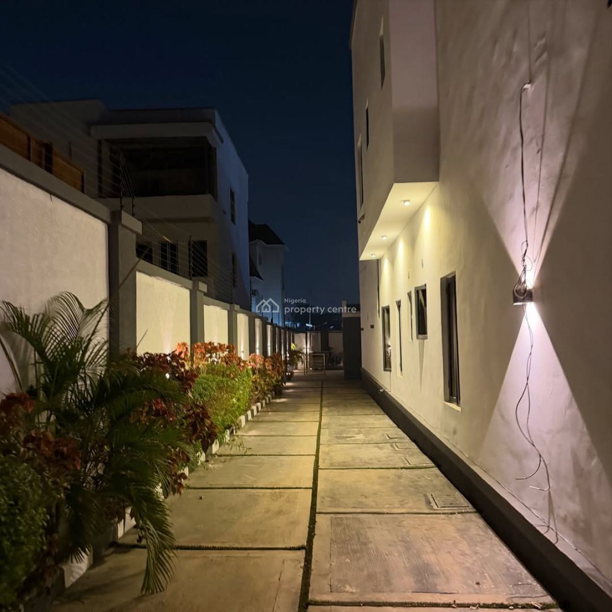 Newly Constructed 5 Bedrooms Detached Stand Alone Duplex, 2bq,pool,gym, Serene and Well Secured Neighborhood, Guzape District, Abuja, Detached Duplex for Sale