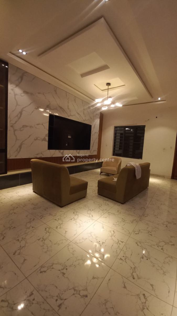 1 Room in a Shared Apartment, Sharing Only Kitchen Upstairs, Harris Drive By Vgc, Ikota, Lekki, Lagos, Self Contain (single Rooms) for Rent