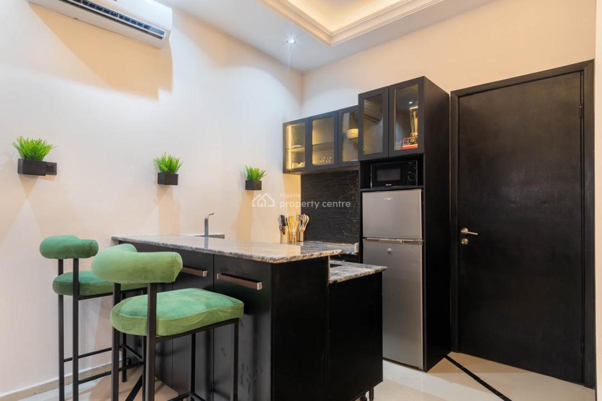 1 Luxury Bedroom Apartment, Serene Estate, Lekki Phase 1, Lekki, Lagos, Flat / Apartment Short Let