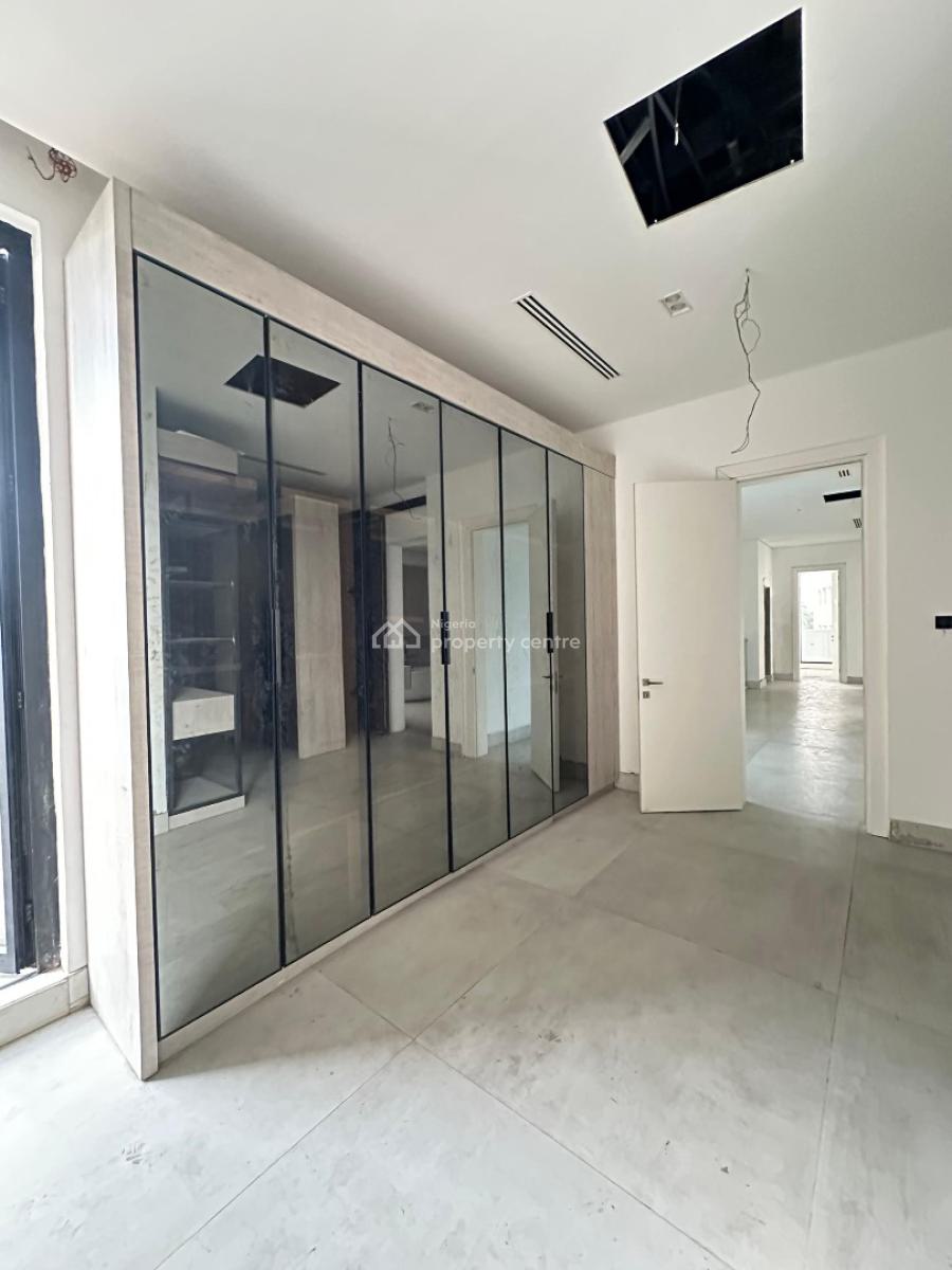 Gigantic Spacious 5 Bedroom Detached Duplex with a Swimming Pool, Ikoyi, Lagos, Detached Duplex for Sale